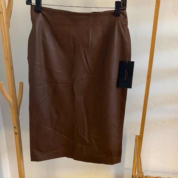 Zara Dresses & Skirts - Zara Brown Pencil Skirt